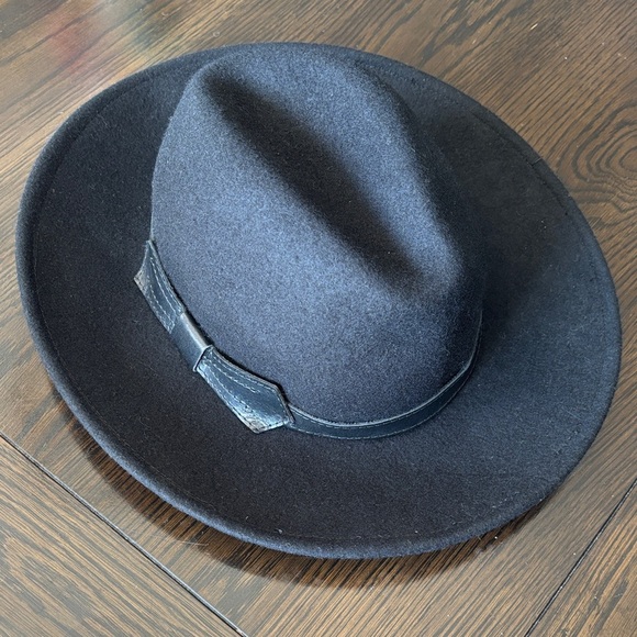 Galliano Sorbatti Black Felt Hat with Subtle Gold Logo